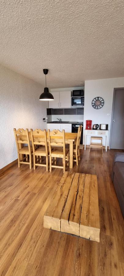 Auris Les Gentianes Station Alpe Huez Apartment Luaran gambar