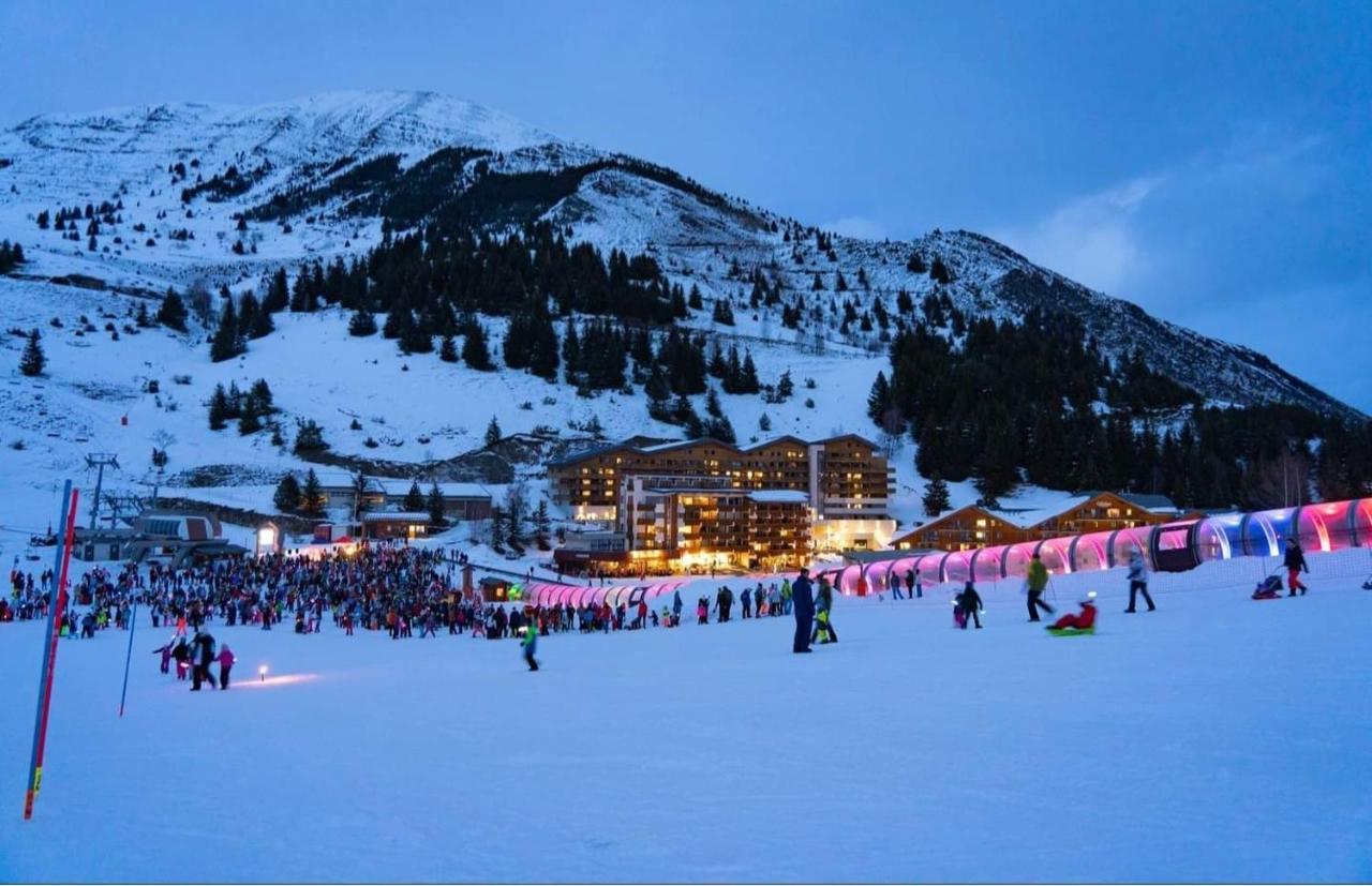 Auris Les Gentianes Station Alpe Huez Apartment Luaran gambar